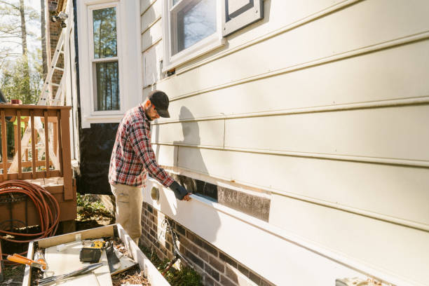 Trusted Siding Repair service in Fairview, NC - Creative Siding